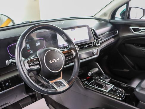 Used 2024 Kia Sportage EX FWD image 22