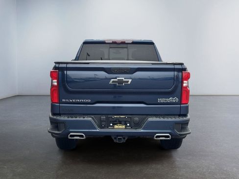 Used 2021 Chevrolet Silverado 1500 High Country w/ Technology Package image 4