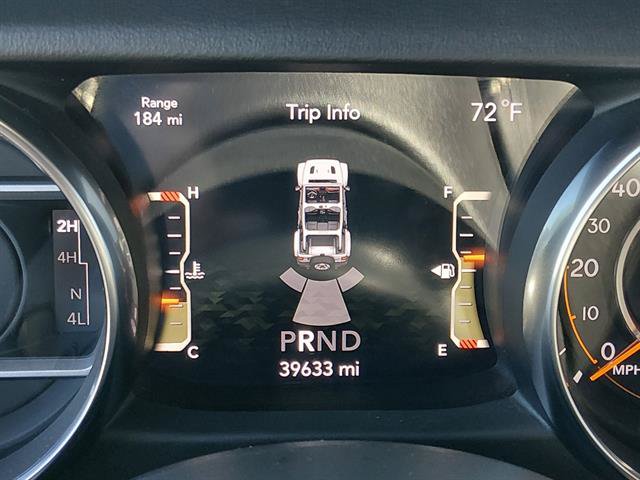 Used 2019 Jeep Wrangler Unlimited Sahara AWD/4WD image 18