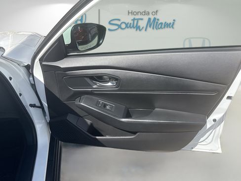 Certified 2023 Honda Accord EX image 32