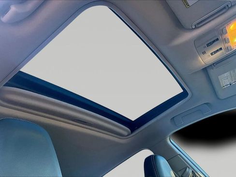 Used 2013 Toyota RAV4 Limited FWD image 25