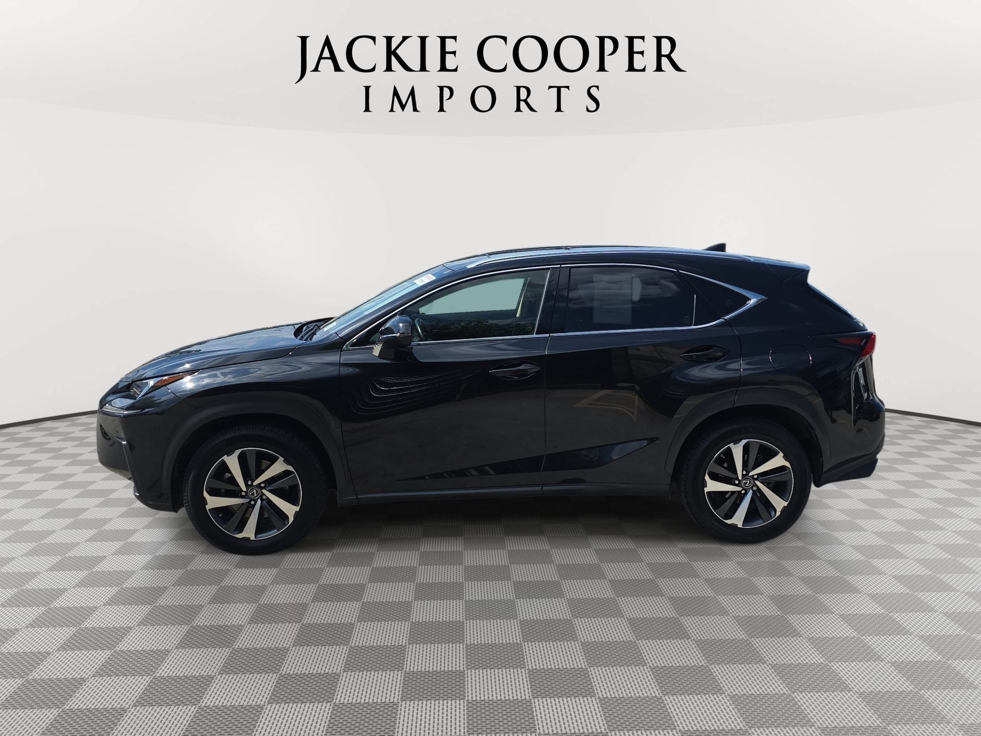 Used 2018 Lexus NX 300 AWD w/ Premium Package image 8