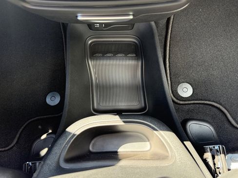 New 2026 Chrysler Pacifica Select image 31