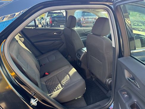 Used 2018 Chevrolet Equinox LT image 35