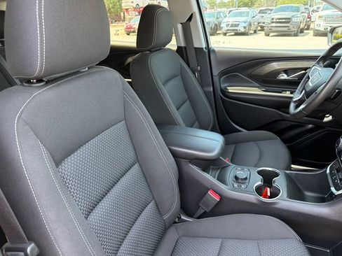 Used 2023 GMC Terrain SLE w/ Driver Convenience Package FWD image 25