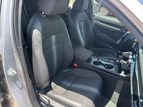 Used 2025 Honda Civic Sport image 35