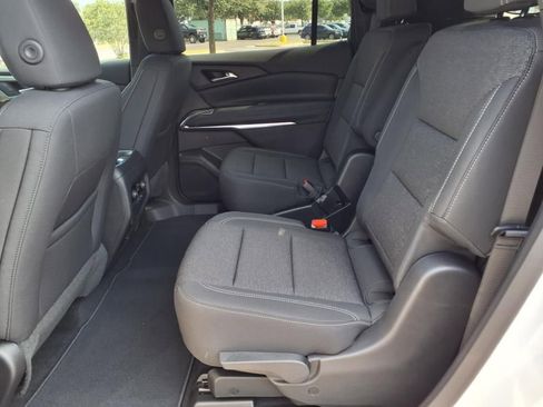 New 2026 Chevrolet Traverse LT w/ Driver Confidence Package FWD image 7