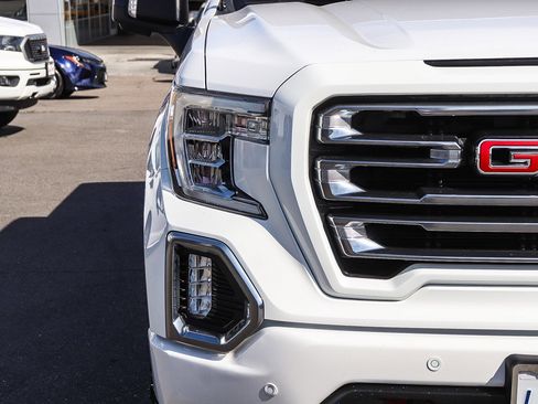 Used 2020 GMC Sierra 1500 AT4 w/ AT4 Premium Package image 7