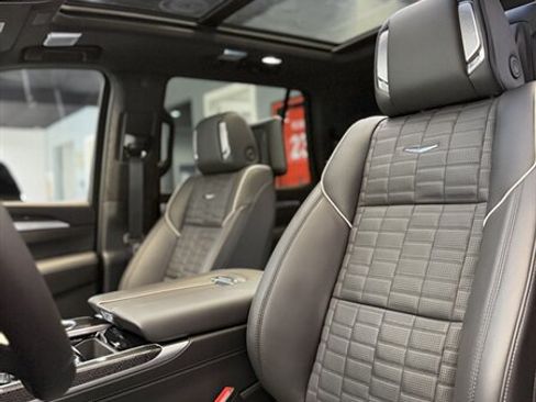 Used 2026 Cadillac Escalade V w/ LPO, Floor Liner Package AWD/4WD image 9