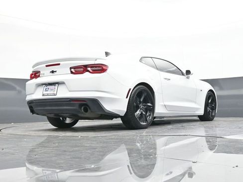 Used 2022 Chevrolet Camaro LT image 42