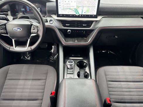 Used 2025 Ford Explorer ST-Line w/ Premium Package AWD/4WD image 15