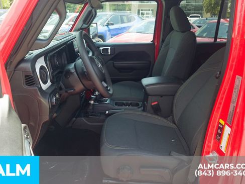Used 2025 Jeep Wrangler Unlimited Sport AWD/4WD image 15