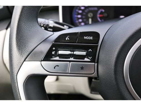 Certified 2024 Hyundai Tucson SEL FWD image 17