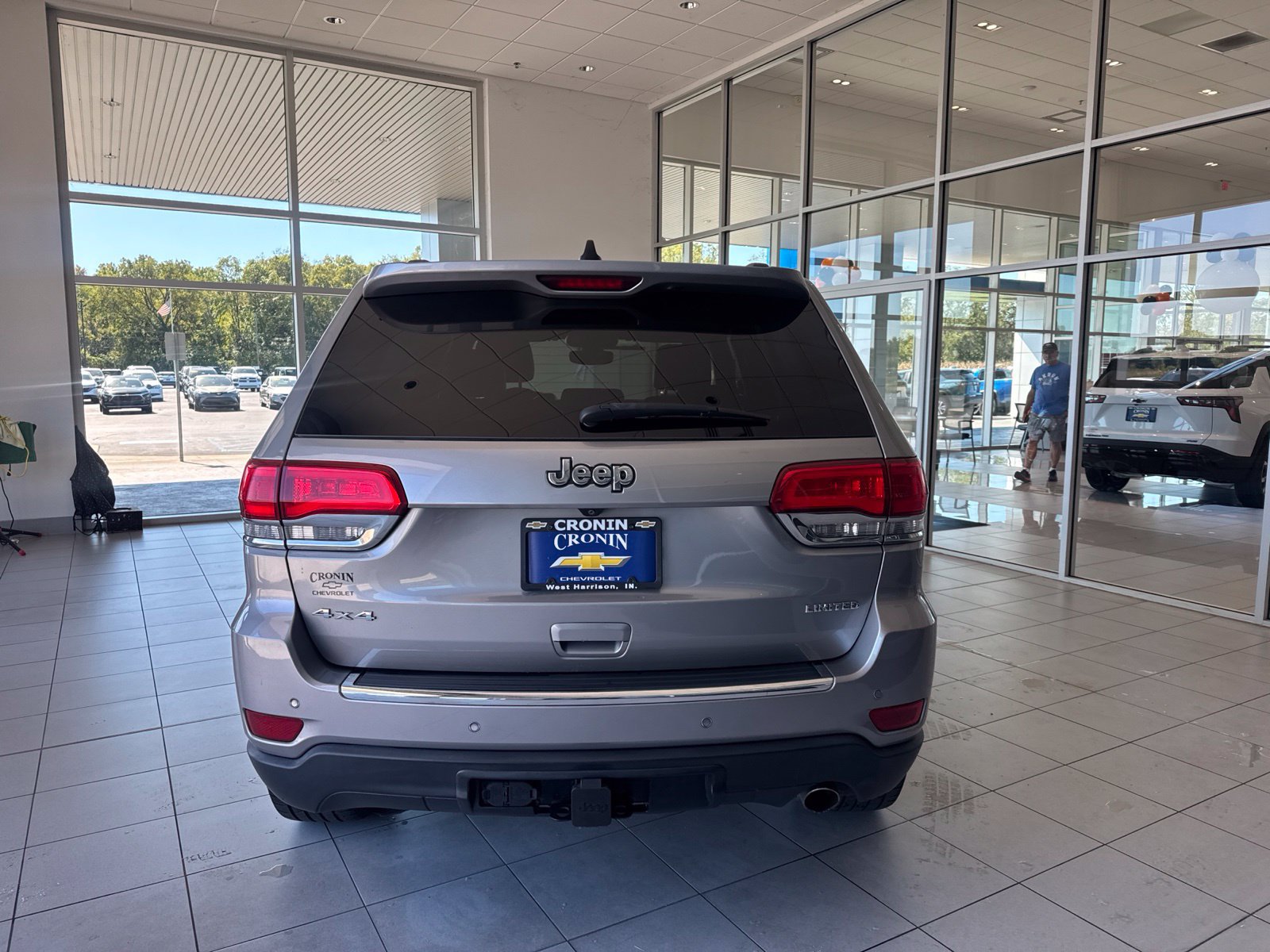 Used 2018 Jeep Grand Cherokee Limited w/ Trailer Tow Group IV AWD/4WD image 11