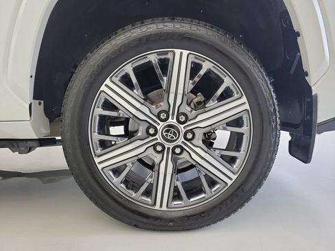 Used 2023 Toyota Sequoia Capstone RWD image 11