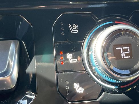 Used 2025 GMC Sierra 2500 Denali w/ Denali Reserve Package AWD/4WD image 19