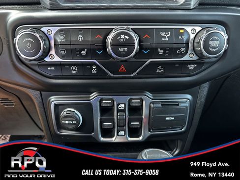 Used 2020 Jeep Gladiator Overland AWD/4WD image 20