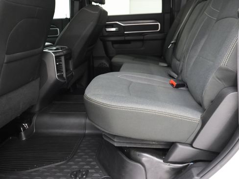 Used 2022 RAM 2500 Big Horn w/ Night Edition AWD/4WD image 34