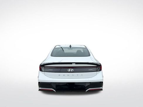 Used 2025 Hyundai Sonata SEL FWD image 4