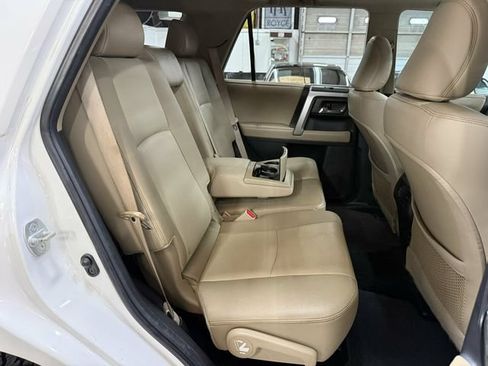Used 2016 Toyota 4Runner SR5 Premium AWD/4WD image 30