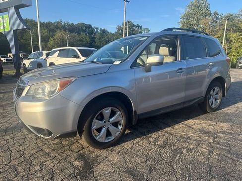 Used 2015 Subaru Forester 2.5i Limited AWD/4WD image 3