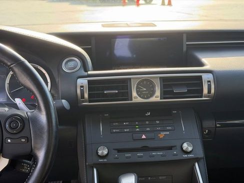 Used 2016 Lexus IS 300 AWD w/ Navigation System Package image 16