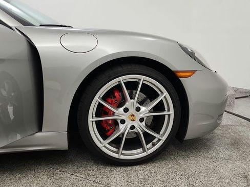 Used 2017 Porsche 718 Boxster S RWD image 46