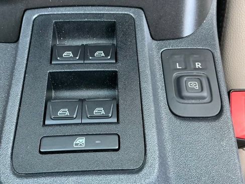 Used 2023 Ford Bronco Wildtrak AWD/4WD image 26