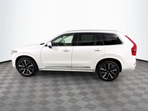 Used 2024 Volvo XC90 B6 Plus AWD/4WD image 4
