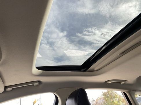 Used 2019 Ford Fusion SEL image 21