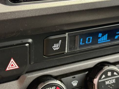 Used 2021 Toyota Tacoma TRD Sport w/ TRD Premium Sport Package AWD/4WD image 35