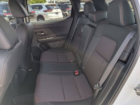 New 2026 Nissan Kicks SR image 19