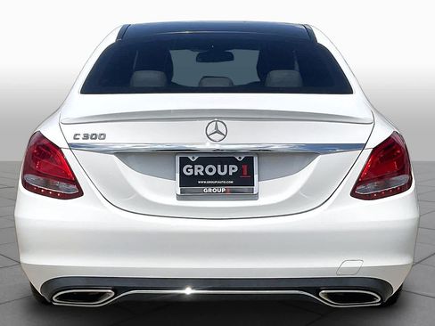 Used 2018 Mercedes-Benz C 300 Sedan image 5