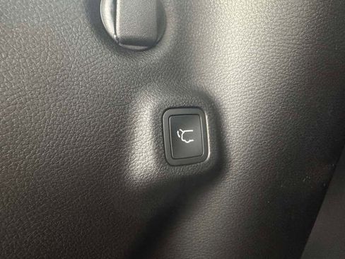 New 2026 Jeep Compass Limited image 38