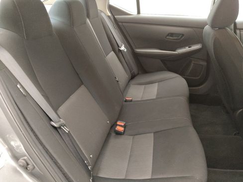 Used 2024 Nissan Sentra SV FWD image 19