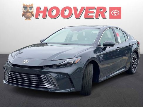 New 2026 Toyota Camry XLE AWD/4WD image 6