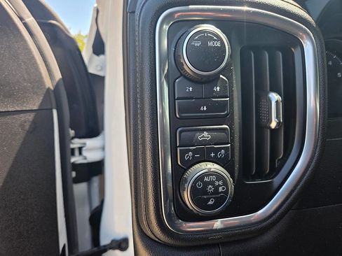 Used 2022 Chevrolet Silverado 2500 LT w/ Fleet Comfort Package AWD/4WD image 19