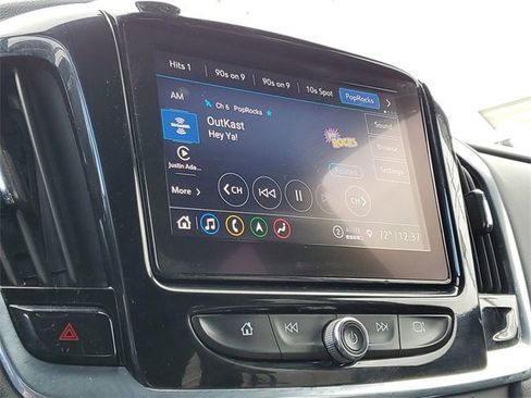 Certified 2023 Chevrolet Traverse RS image 13