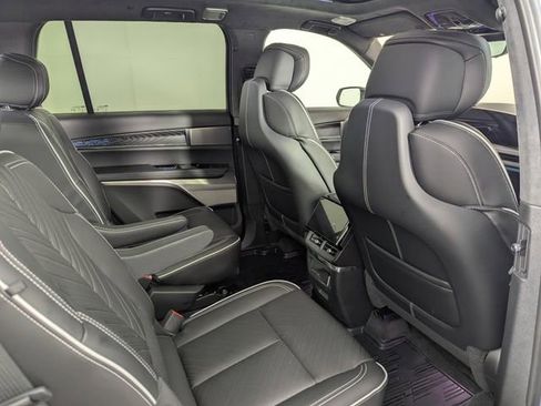 Used 2026 Cadillac Vistiq Platinum w/ LPO, Floor Liner Package AWD/4WD image 25