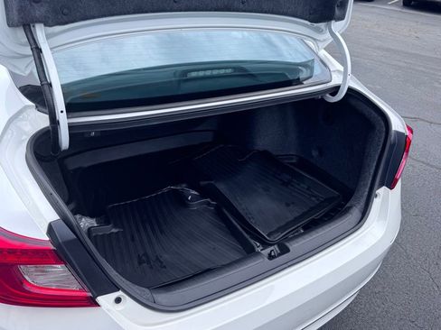 Used 2019 Honda Accord Sport image 27