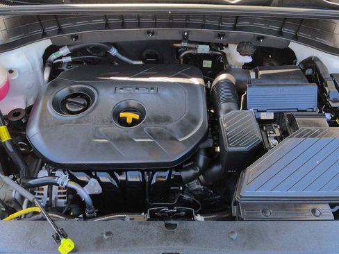 Certified 2021 Hyundai Tucson SE image 15