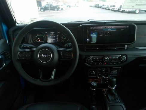 New 2026 Jeep Wrangler Unlimited Rubicon image 13