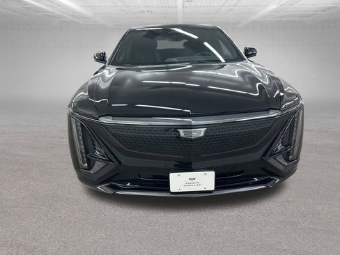Used 2025 Cadillac Lyriq Sport image 3