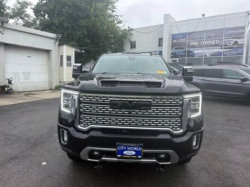 Used 2021 GMC Sierra 2500 Denali w/ Denali Black Diamond Edition AWD/4WD image 1