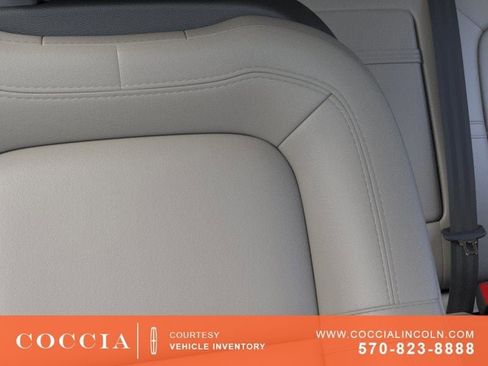 New 2026 Lincoln Corsair Premiere AWD/4WD image 16