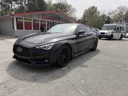 Used 2017 INFINITI Q60 3.0t w/ Premium Plus Package 3.0T image 2