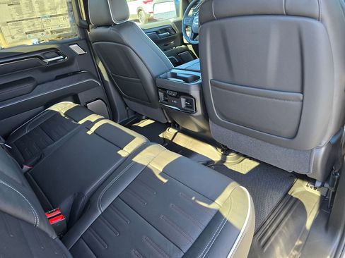 New 2026 GMC Sierra 1500 AT4X w/ LPO, Black Badging Package AWD/4WD image 26