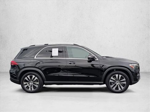 Certified 2025 Mercedes-Benz GLE 350 4MATIC image 4