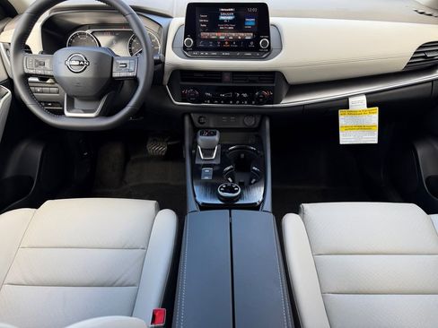 New 2026 Nissan Rogue SV image 10