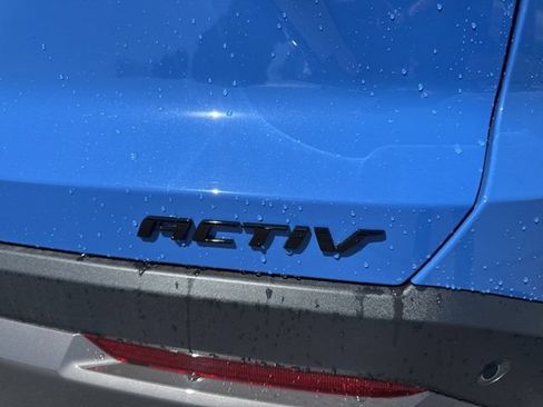 New 2026 Chevrolet Equinox ACTIV w/ Convenience Package III AWD/4WD image 10